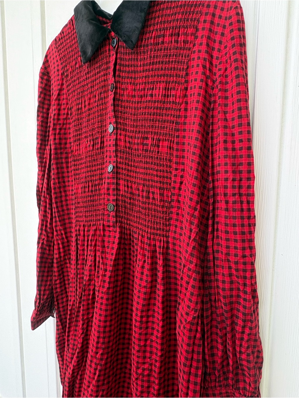 Red and Black Buffalo Plaid Long Dress with Black Collar. Vintage Kathie Lee. - Picture 8 of 11